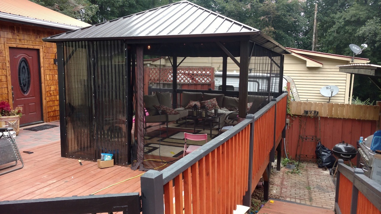 noeltrap:  So, I actually have a little pavilion area outside (pictured at the top)