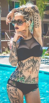 Hot Inked Babe