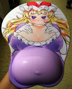 shitpost-senpai: i want this mousepad so