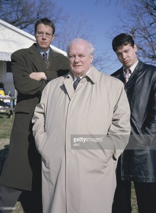 Homicide: Life on the Street (TV Series) - S6/Ep21, ’Finnegan’s Wake’ (1998) Charles Durning