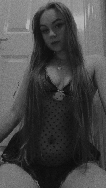 kxlling-me-softly:                                      You missing me yet?