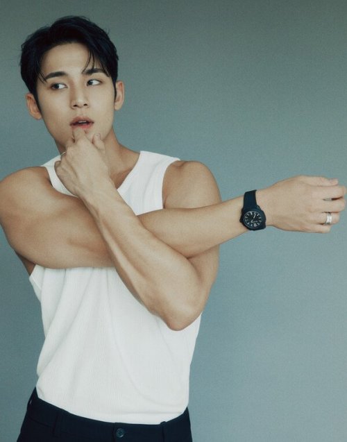 I Get Careless For A Moment And This Man Is Slapping Me In The Face Again