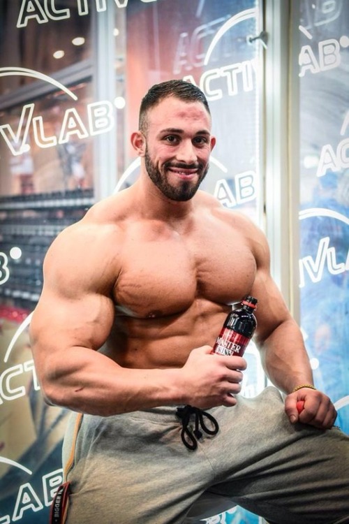 mitos:  Kevin Wolter 