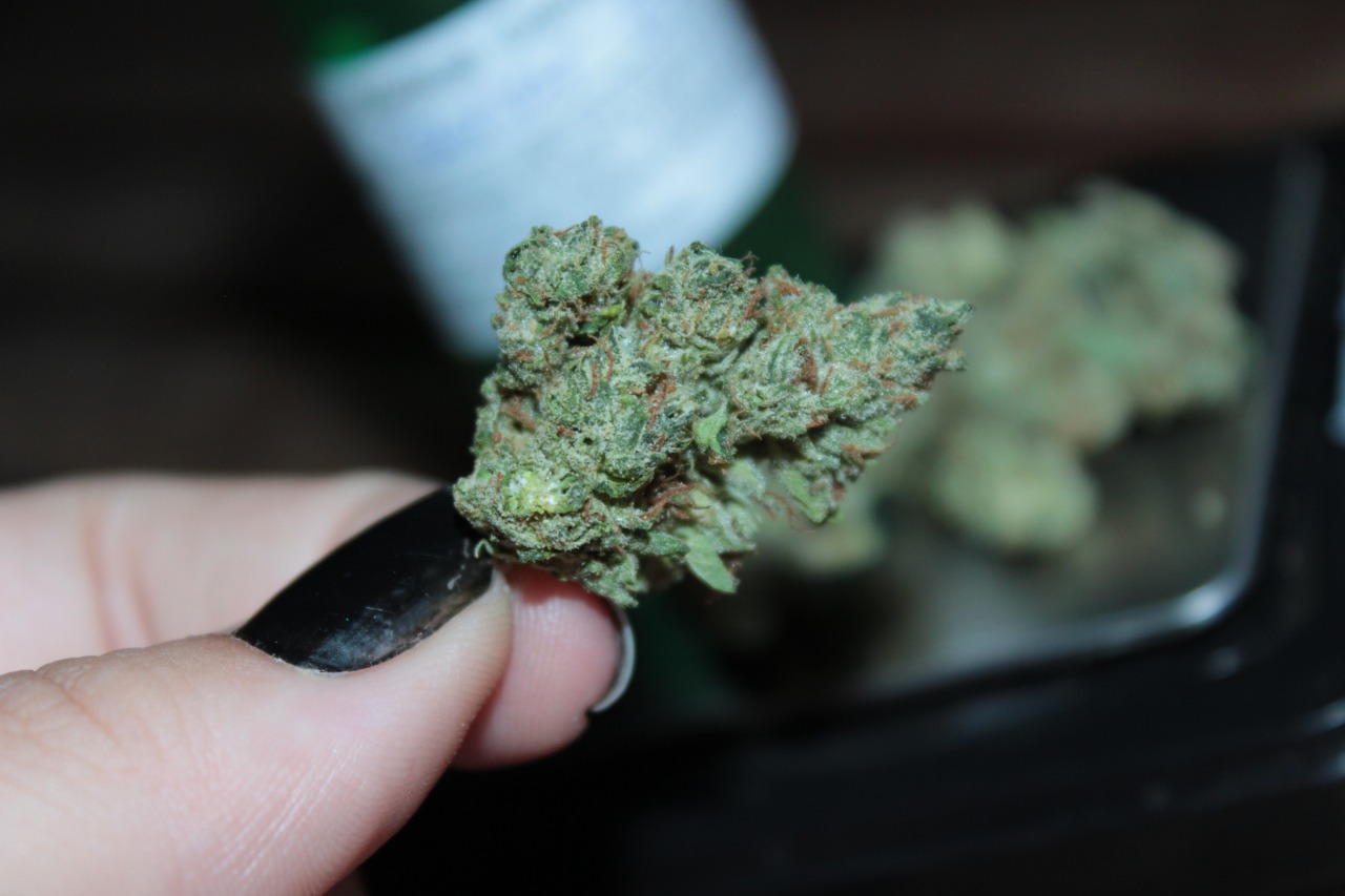 veraisastoner:  dankest strain I have smoked in awhile 
