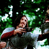 suchasugarcube-deactivated20140:Sir Gwaine in every episode - Aithusa [0404]↳ “That was lovely Merli