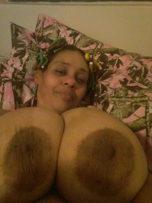 ismokeyo:  #ak obsessions  I would love to try to stuff those awesome areolas into my mouth!!