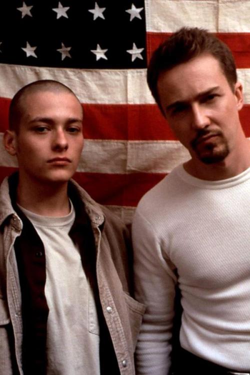 rottentomatoes: Edward Furlong and Edward Norton in American History X (1999) - Certified Fresh at 8
