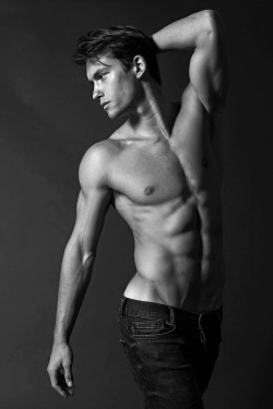 mcleodydays:  lucas garcezfrom the a-list  a blog by mcleodydays