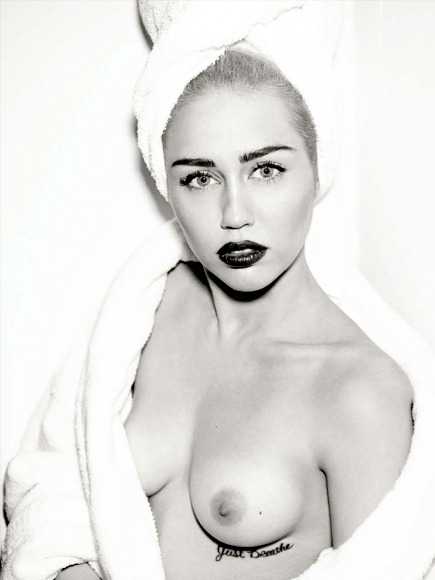 Porn photo  Miley Cyrus - nude in Vogue Magazine (March