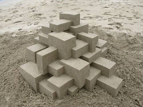 cjwho:  Grains Of Sand by Calvin Seibert Calvin Seibert (aka box builder on Flickr) goes hand in han