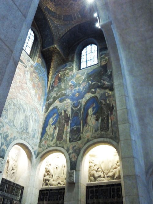 Stockholm, August 14th 2016   Engelbrektskyrkan (1906-14),Arch. Lars Israel WahlmanFrescoes in the c