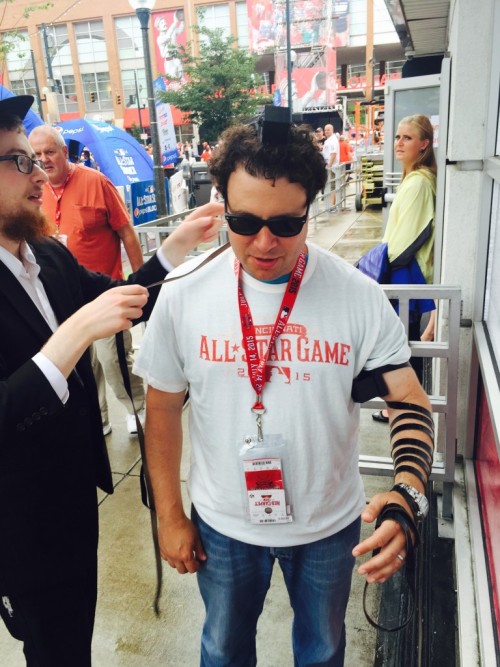 ALL*STAR #TELFIE: Tefillin Selfie at the All Star GameHumans of JudaismJenny Pastor