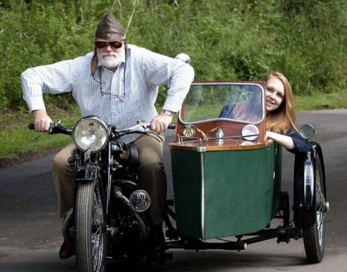 Ask your homies:Bruh if we had a motorcycle with a sidecar, which seat would we sit it?