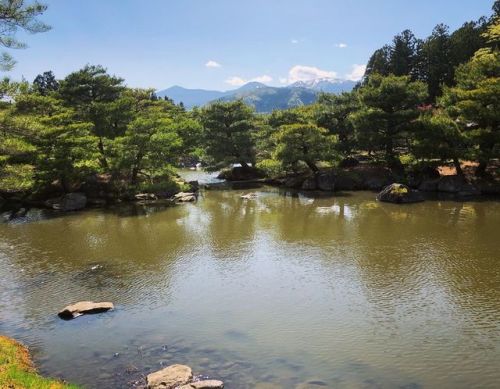 ＼おにわさん更新情報／ ‪[ 福島県福島市 ] 浄楽園 Jorakuen Garden, Fukushima の写真・記事を更新しました。 ――京都・金閣寺の出入り庭師 #玉根徳四郎 さんが作庭を手掛