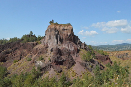 jhspa:Extinct volcano, Racos, Romania