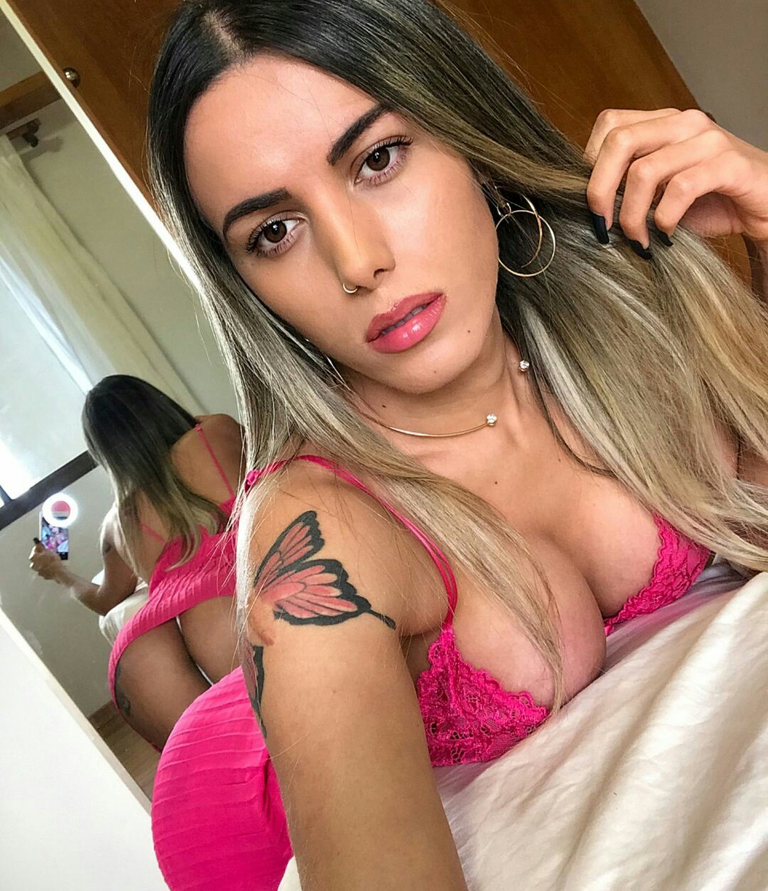 transgirlsruleall:Absolutely stunning 