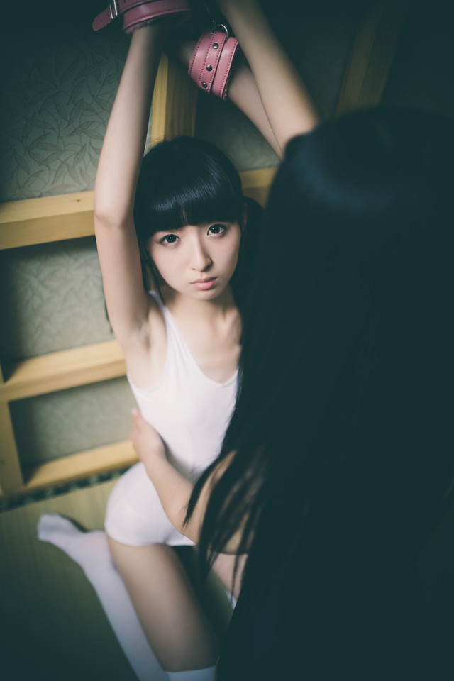 silymarin:   妹纸- [绝对领域 x les x 黑丝 x 白丝] (二)    