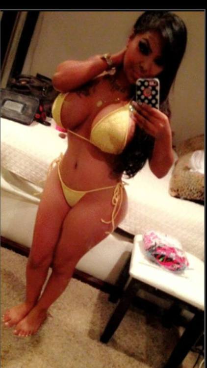 chicanalover88: Latina stripper from Califas…could YOU handle all that thickness and curves? 