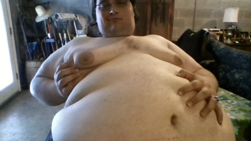 Porn photo I need someone to give this big fat belly