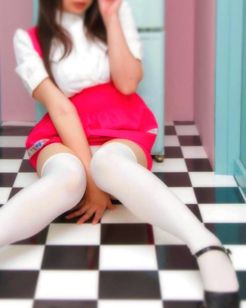 #zettairyouiki #stockings #medias #kneesocks #highsocks #addicted #loveit #kawaii #sexy #hot #linda 