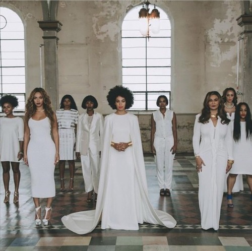 …..Creme De La Creme  Newlywed Mrs. Solange Knowles-Ferguson My Baddie BeY Mama Tina is servi