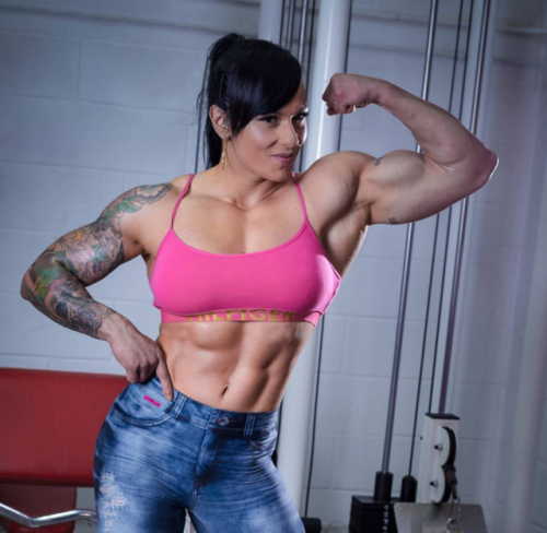 Porn Pics beachmuscle:  fred2x:  Laura Pintado  That’s