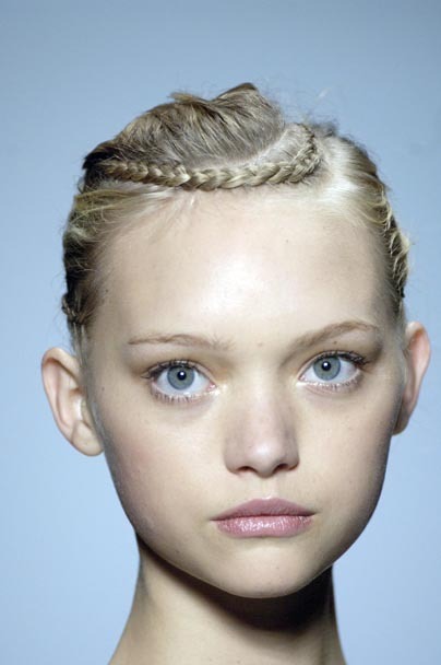 modelmeth:  carmens-kasstle:  mihaliko: Rochas S/S 2006  So many of my faves are here.  doll face era