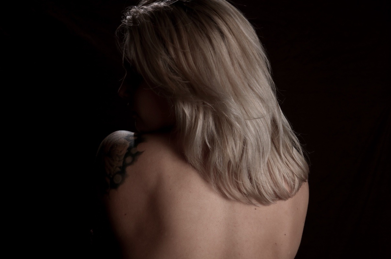 desiredundesirable:  My heart feels so broken