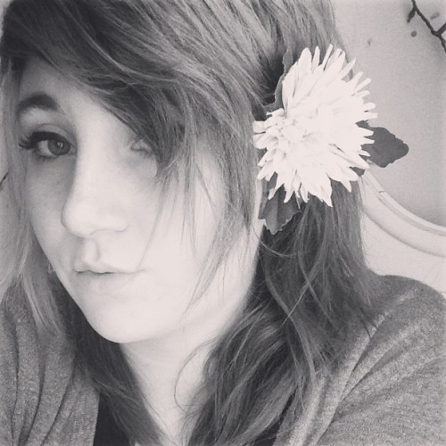 Do you like my flower? Jakey gave it to me… Because I was the only one who wanted it ;-;