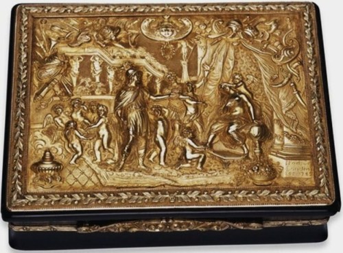 historyoftheancientworld:The marriage of Alexander the Great and Roxana, a chased gold plaque made b