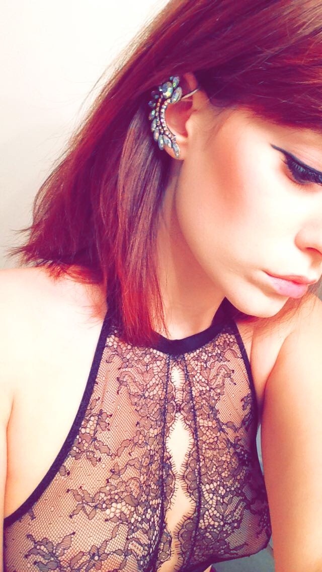 snailwrath:  Obsessed with this ear cuff ❤️