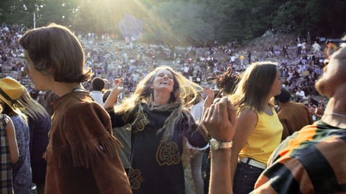 undergroundrockpress:  The 1967 “Fantasy Fair” in Mill ValleyPhoto by Elaine Mayes