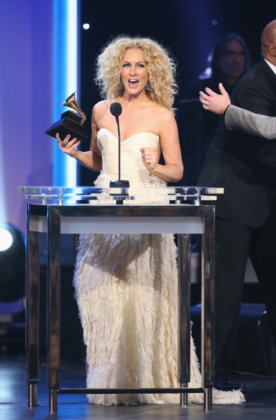 incrediblemachine:  Little Big Town - Grammy Pre-telecast  WINNERS OF COUNTRY DUO/GROUP!