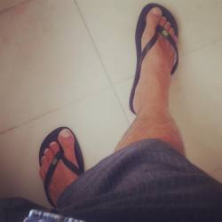 mad4feet:  Flip flop ready #ukfootlad #summerfeet