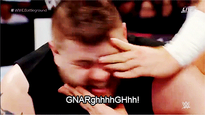 mithen-gifs-wrestling:  Quality headlock time with Kevin and Sami. 