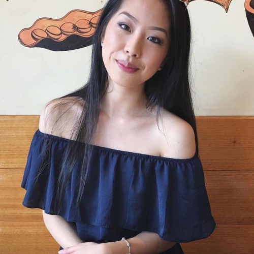 prettyasiangirls2u: Asian lady with beautiful long hair, in San Jose. ID:350067 #asiangirlfriend –&g