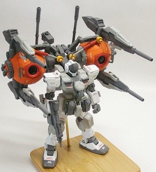 emberspiritx:  1/144 GM Juggler - Custom Build  Modeled by Syou 