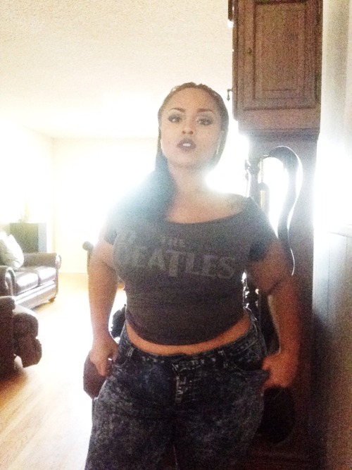 killerkurves:  damndandy:  I fucking love myself and that’s why I’m single. Can’t get enough of meeee 💋💋💋💋 