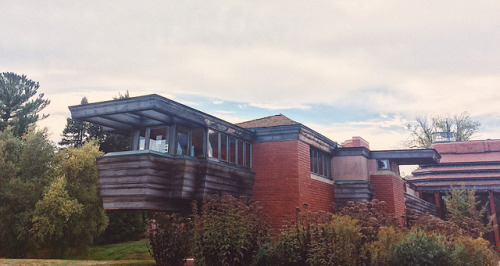 #exterior of #wingspead in #windpoint #wisconsin #franklloydwright #프랭크로이드라이트 #건축 #위스콘신 #미국 #vscocam