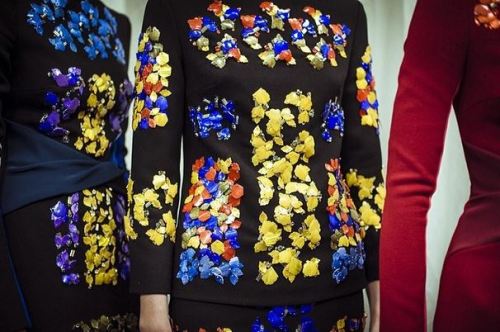 Peter Pilotto’s nature inspired prints have taken a leafy Fall style this year, buy the collec