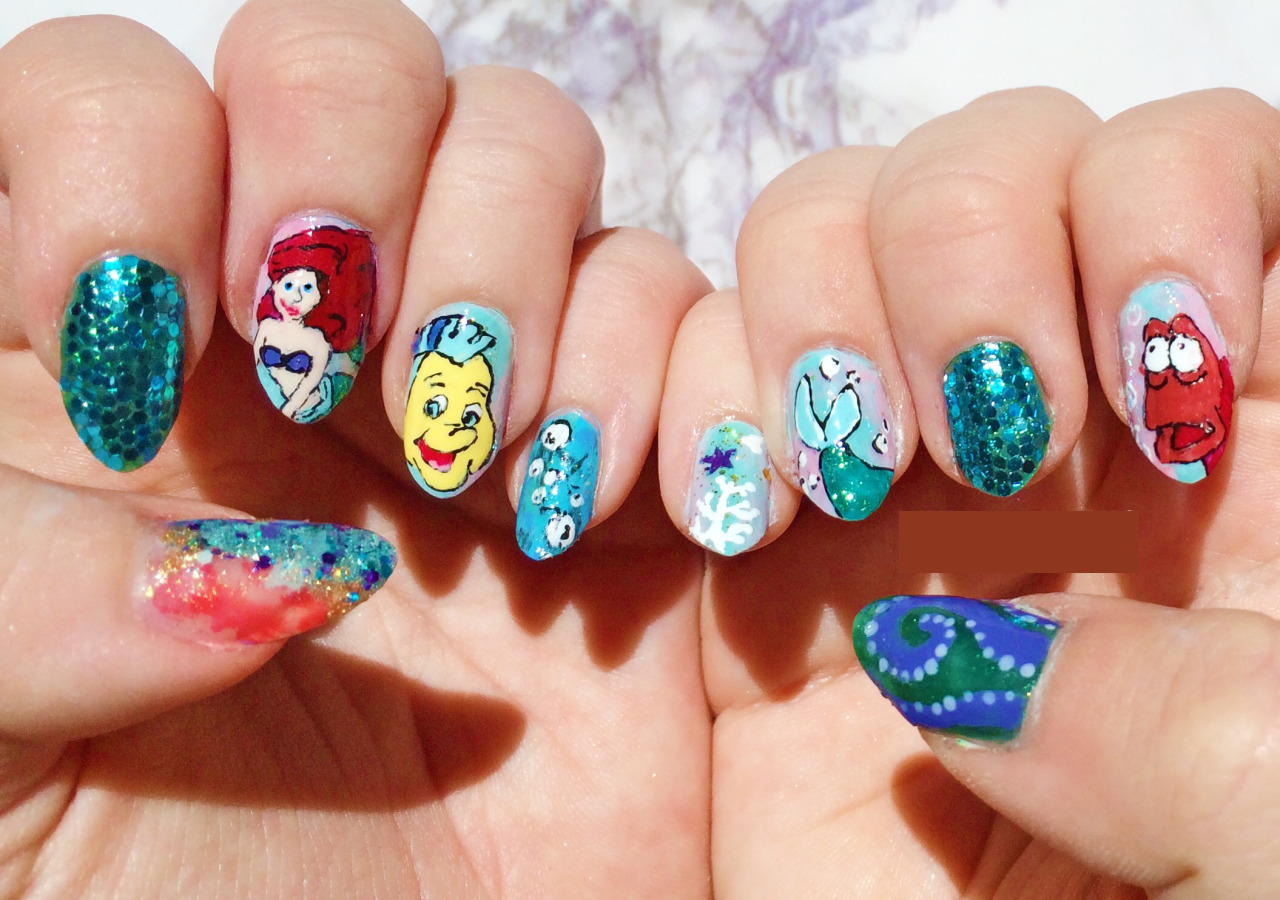 How to Create This Dazzling Nail Look Inspired by The Little Mermaid? |  January Girl