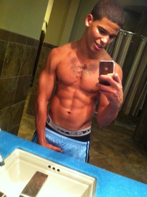 fitboys:  G-CRUISE - MEET FIT BOYS HERE OR WATCH THEM ONLINE HERE (18+ only)