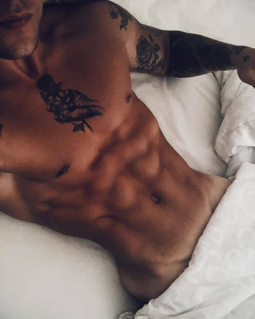 black-plug:Antoni Bialy