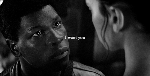 vaderey:Something in the way you moveMakes me feel like I can’t live without you