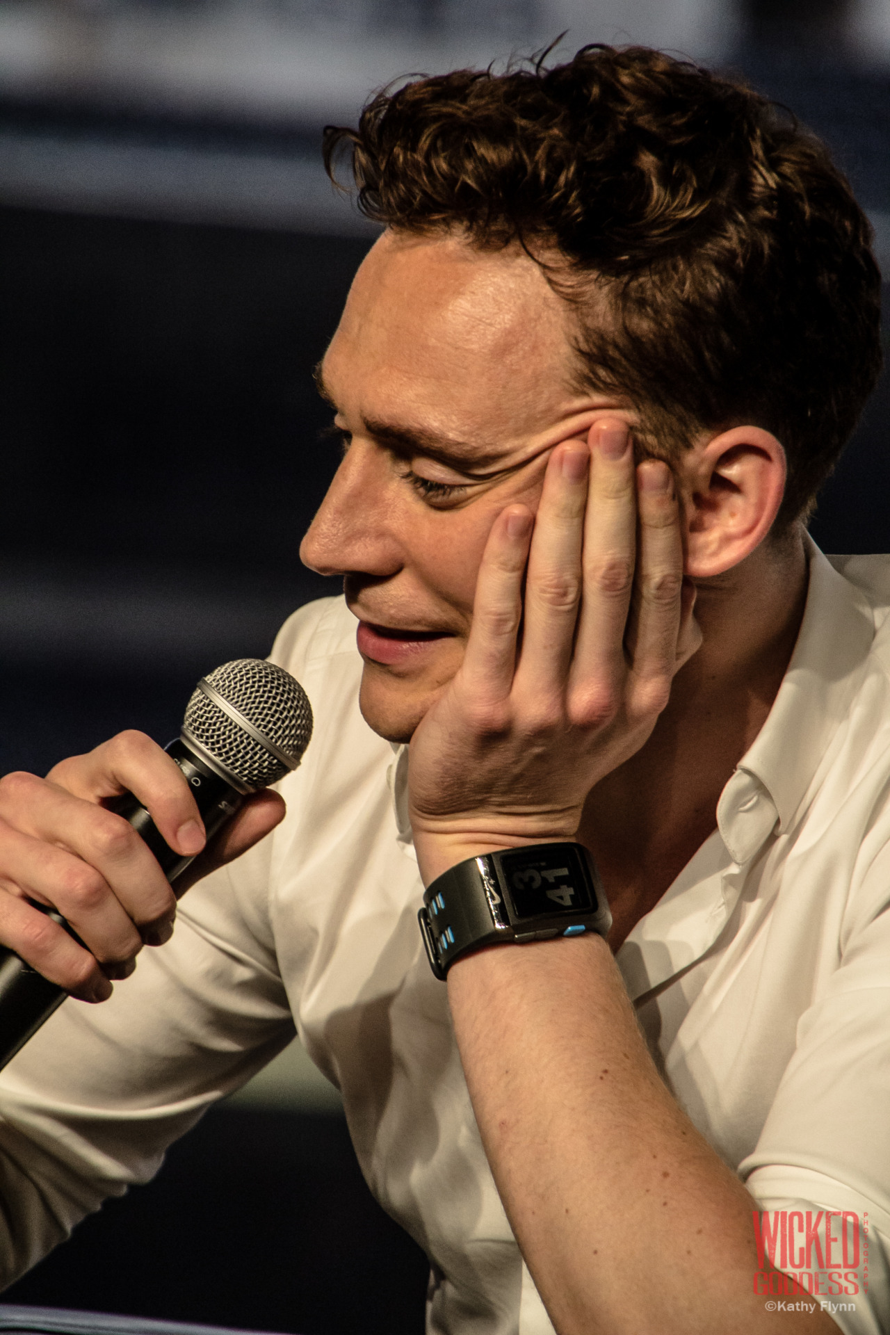 vivillrocku:  HQ - Tom Hiddleston at Nerd HQ 2013 at Petco Park [27P] 