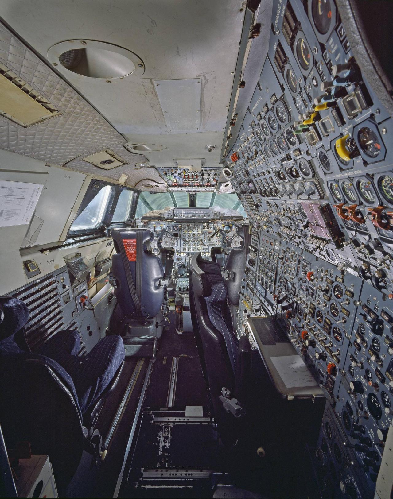 peterfromtexas:  Inside the cockpit of the Concorde 