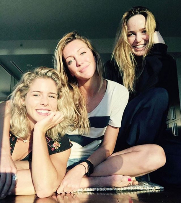 Emily Bett Rickards, Katie Cassidy & Caity Lotz