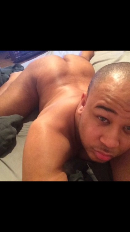 addicted2cakes:  lightskinnedboys:  IG:mr.allennn  Submit pics & videos to kik carmelmocaswagg & Follow me on twitter @carmelmocaswagg & if you like cake follow me on tumblr http://addicted2cakes.tumblr.com