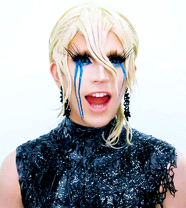 grammylesslana:aquaria’s ‘oil-spill mermaid lewk’ makeup tutorial 💄  