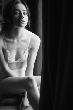 exquisitelyintimate:  alina phillips by whitney hayes 